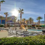 Eleve At The Signature Balcony Sphere View