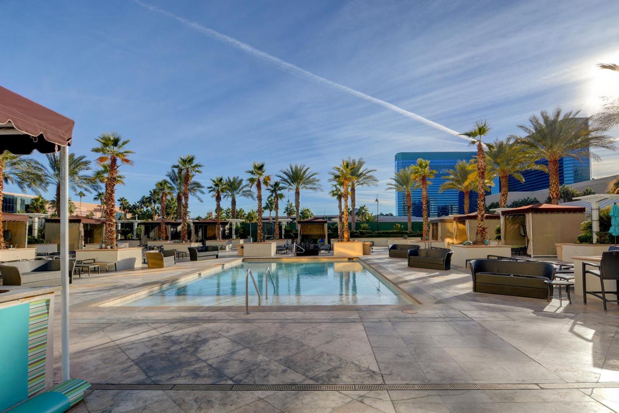 Eleve At The Signature Balcony Sphere View Aparthotel *